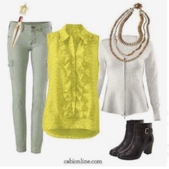 Cabi Reign Chartreuse Sleeveless Ruffle Blouse Top 3071 Size Small EUC - Picture 4 of 4